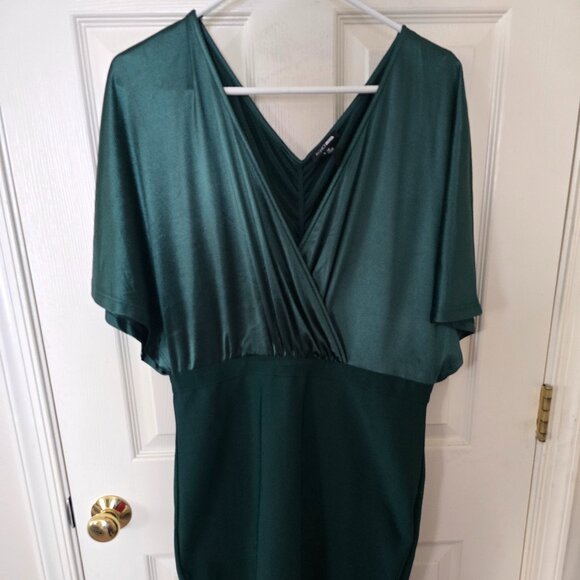 Fashion Nova shimmer green body con dress - Picture 1 of 3